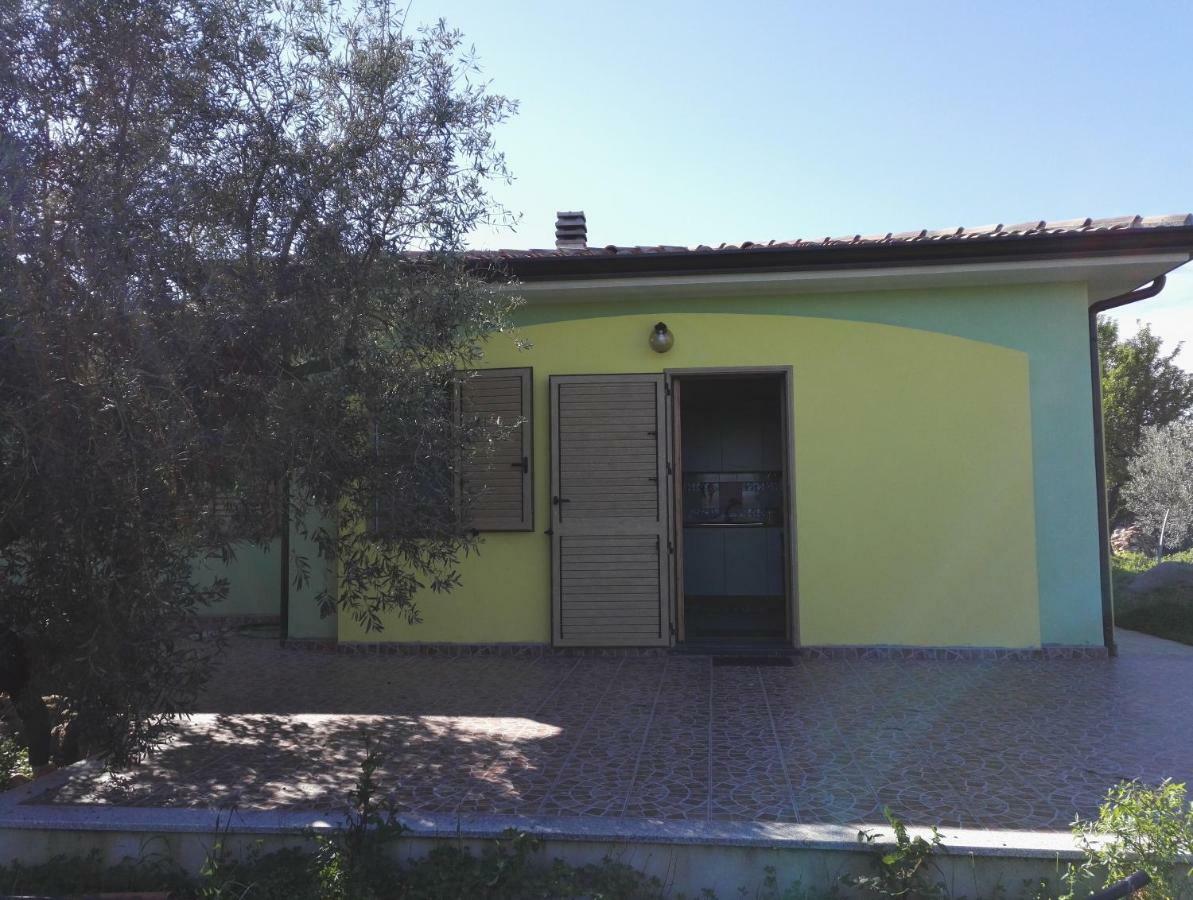 Agriturismo "Pirastreri" Siniscola Exterior foto